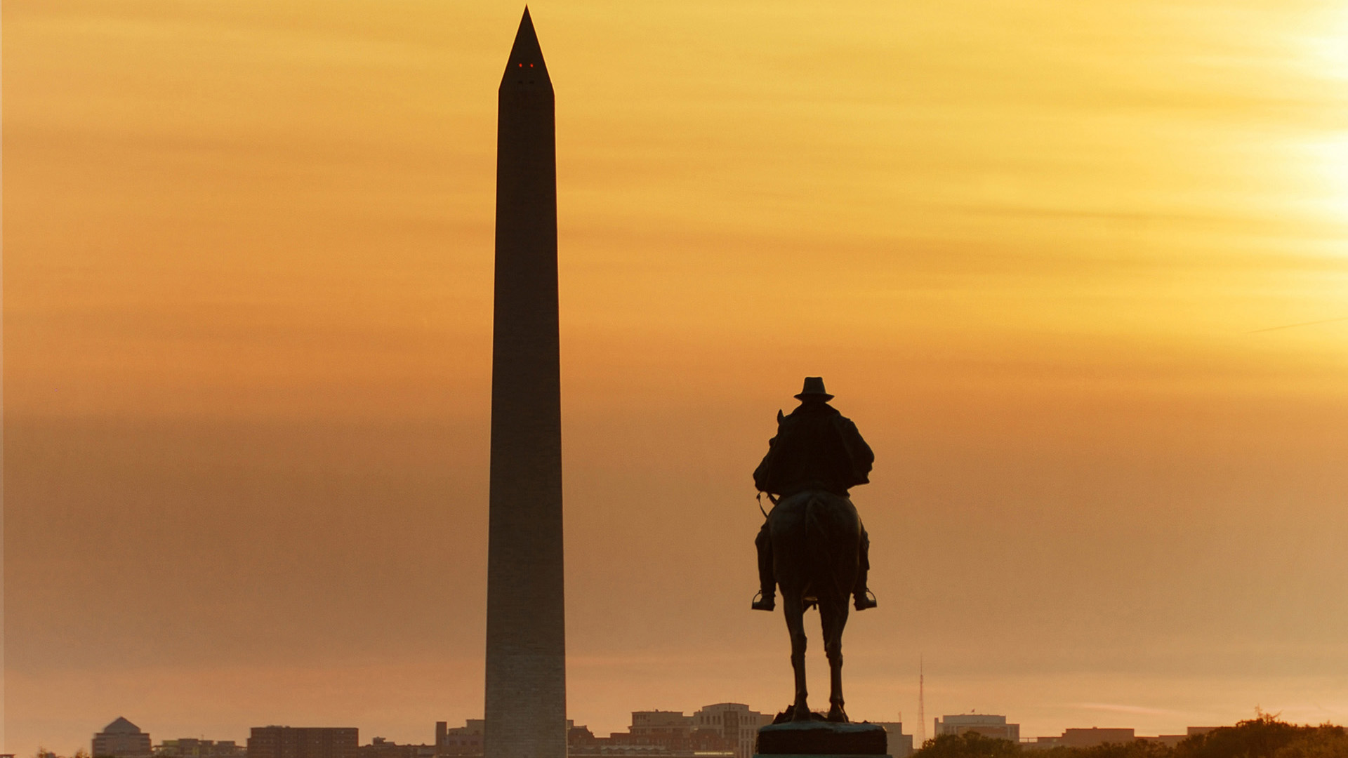 Washington Monument at Sunset, Washington DC, United States
